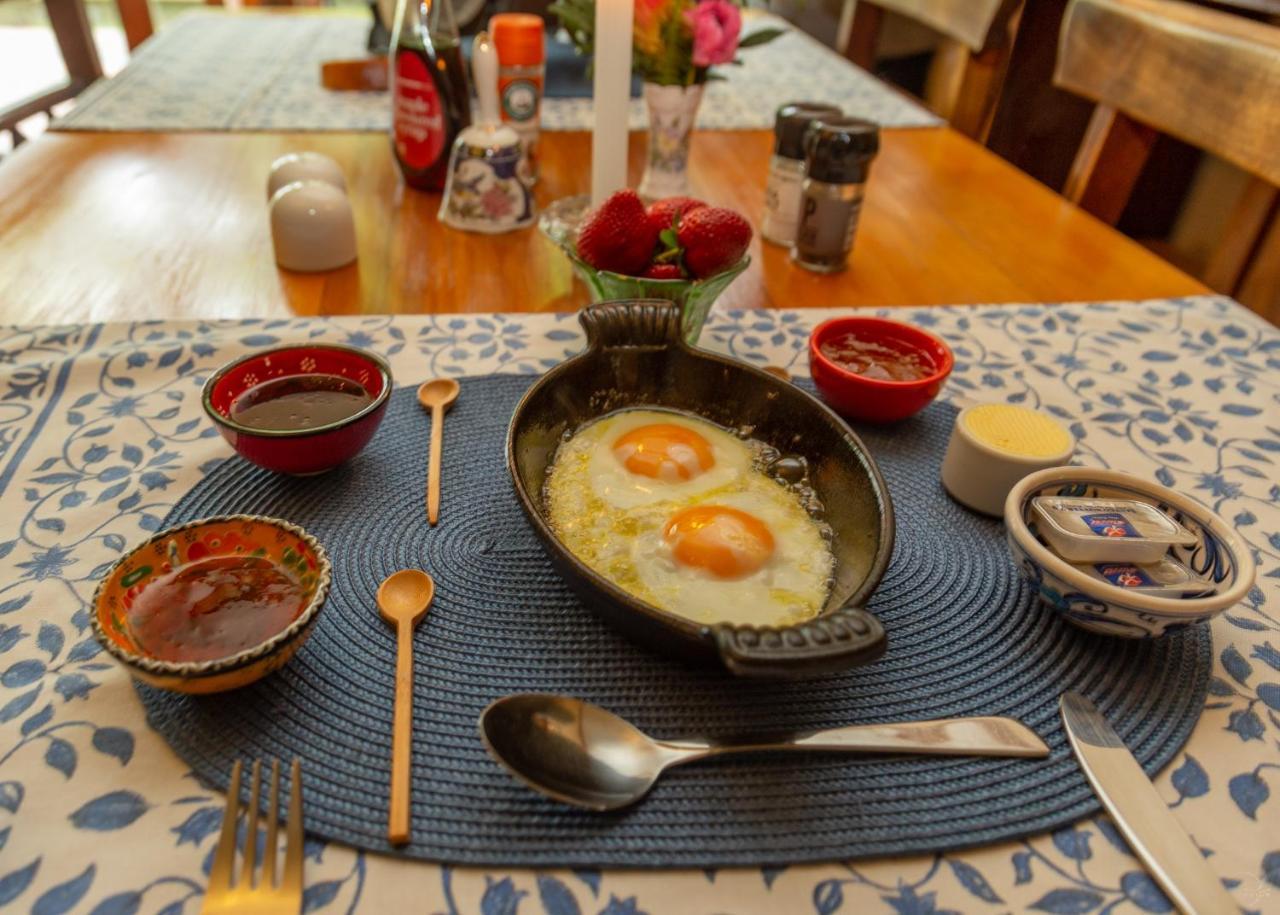 10 Alexander Bed & Breakfast